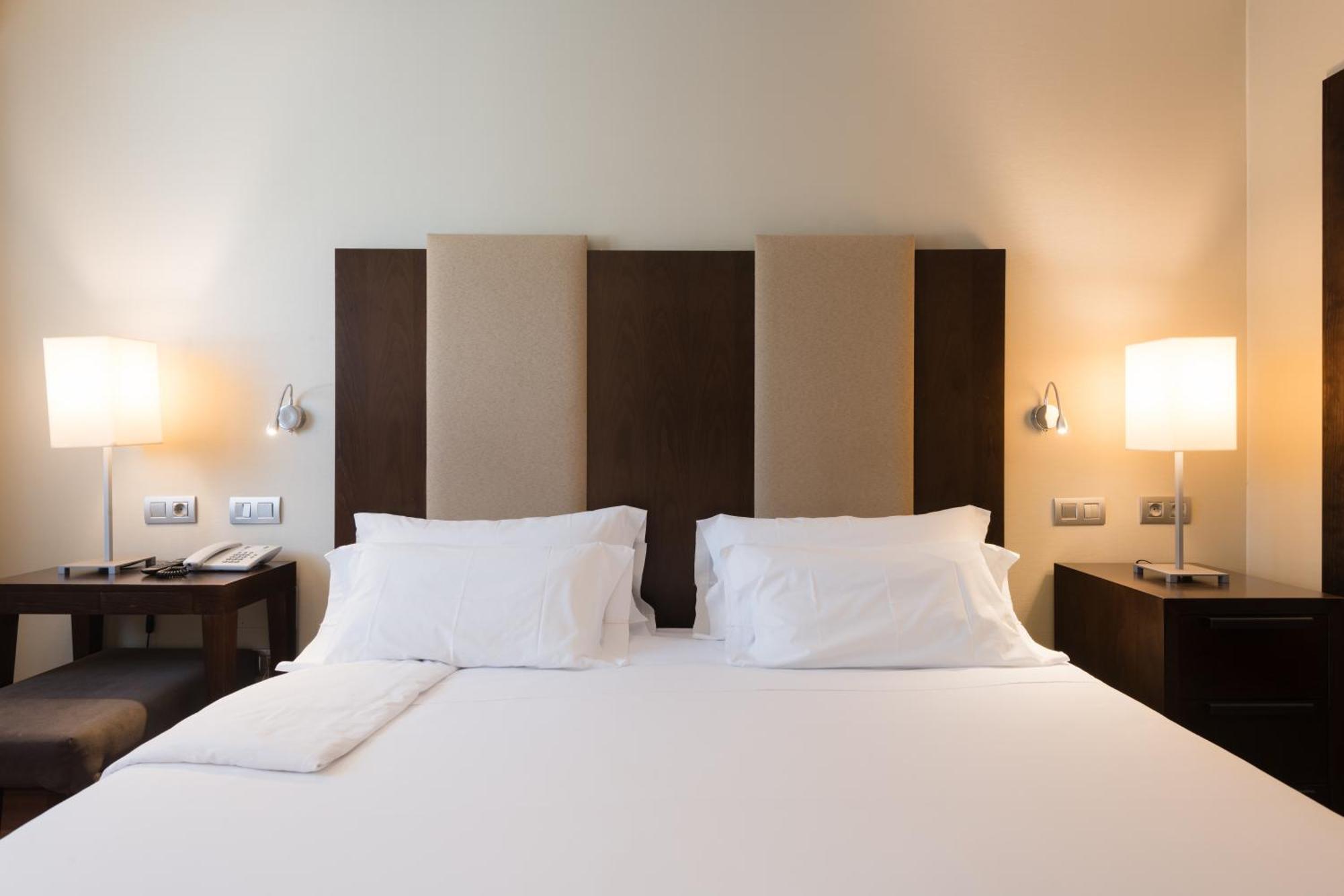 Hotel Ciudad De Вальядолид Экстерьер фото