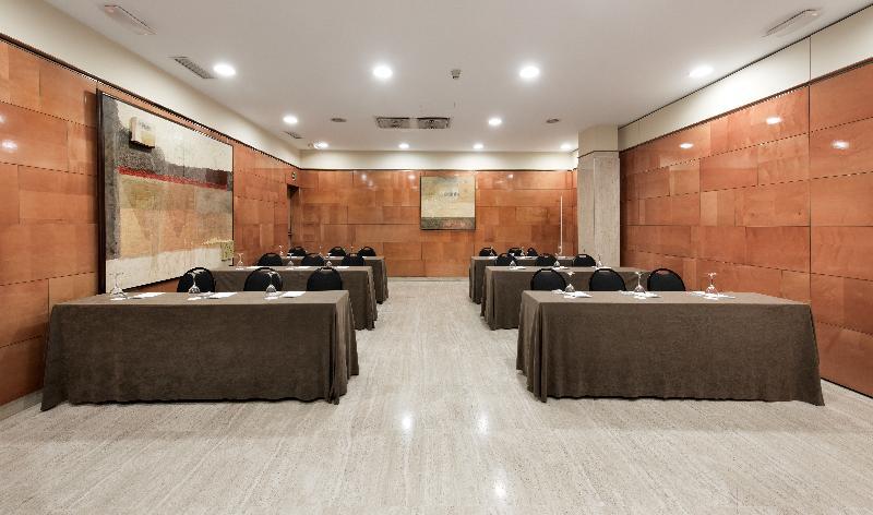 Hotel Ciudad De Вальядолид Экстерьер фото